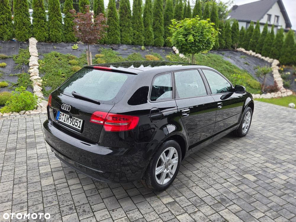 Audi A3 Sportback 1.6 Ambition - 10