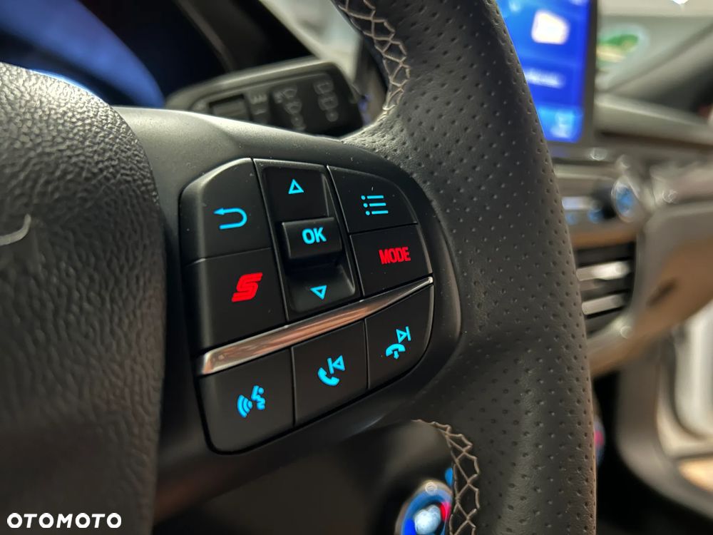 Ford Focus 2.3 EcoBoost ST Edition - 28