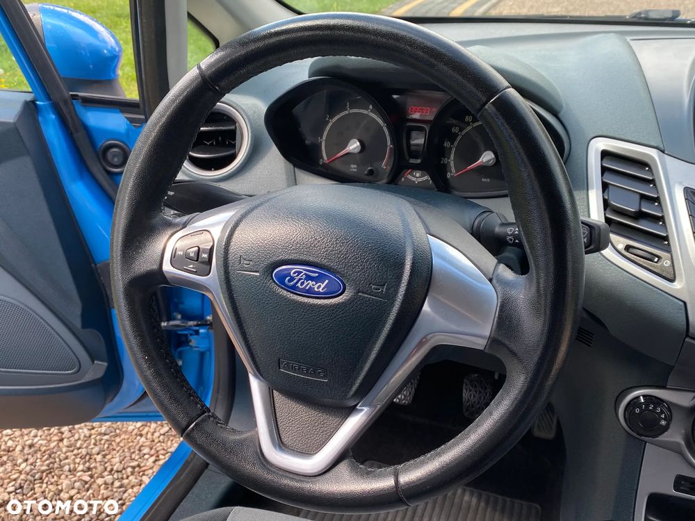 Ford Fiesta 1.25 Titanium EU5 - 27