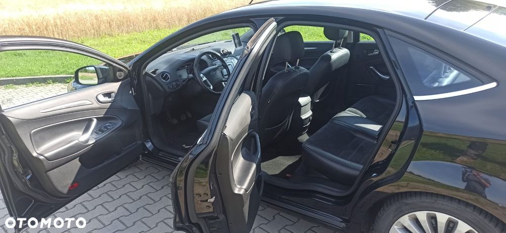 Ford Mondeo - 7
