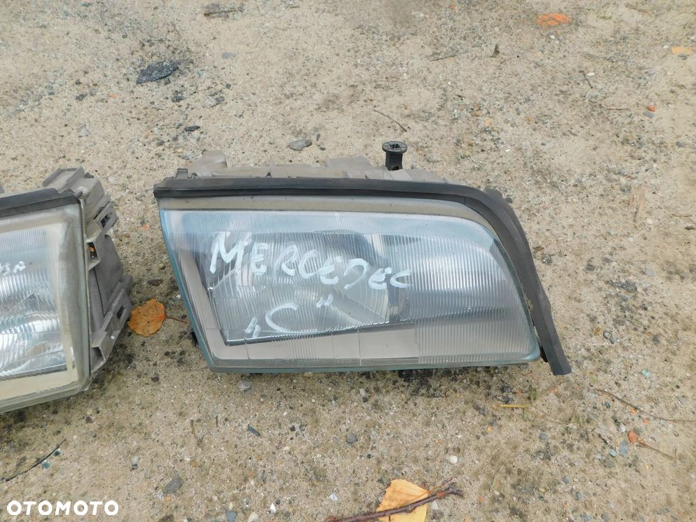 mercedes C W202  lampa prawa WYSYŁKA - 1