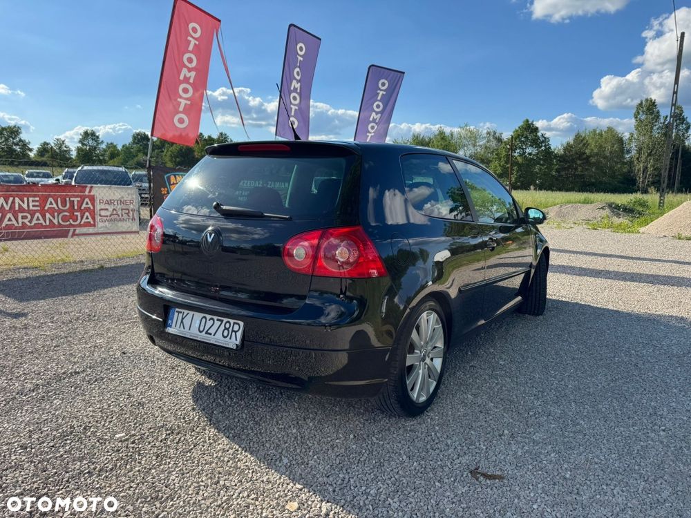 Volkswagen Golf - 6