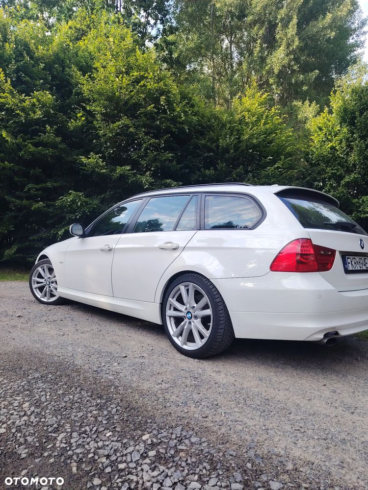 BMW Seria 3 318d - 1