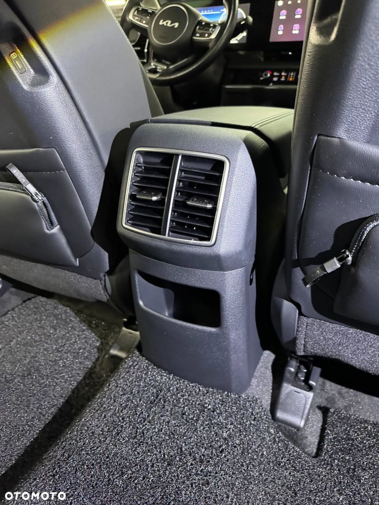 Kia Sportage 1.6 T-GDI MHEV Business Line 2WD DCT - 37
