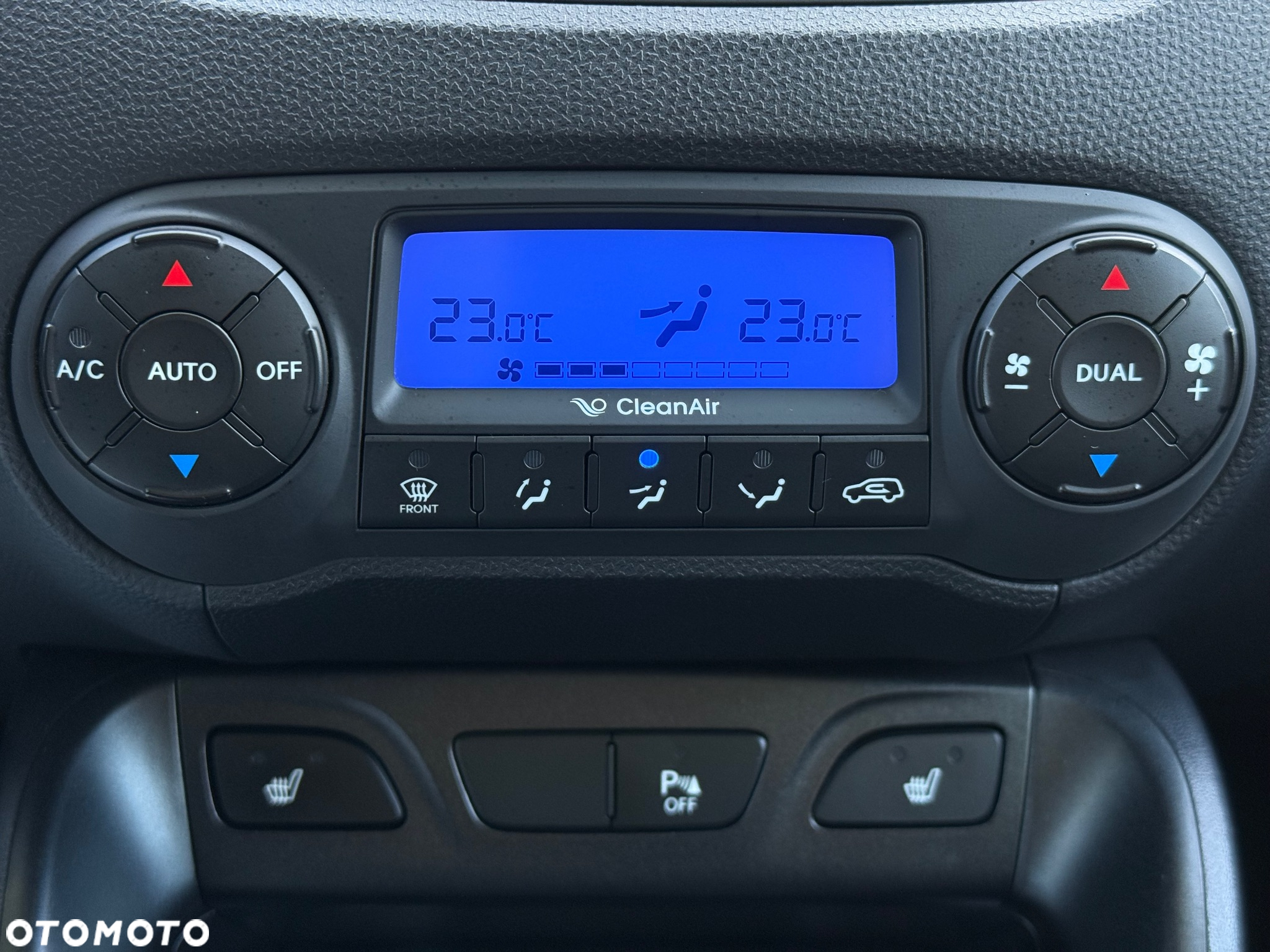 Hyundai ix35 1.6 2WD blue Style - 23