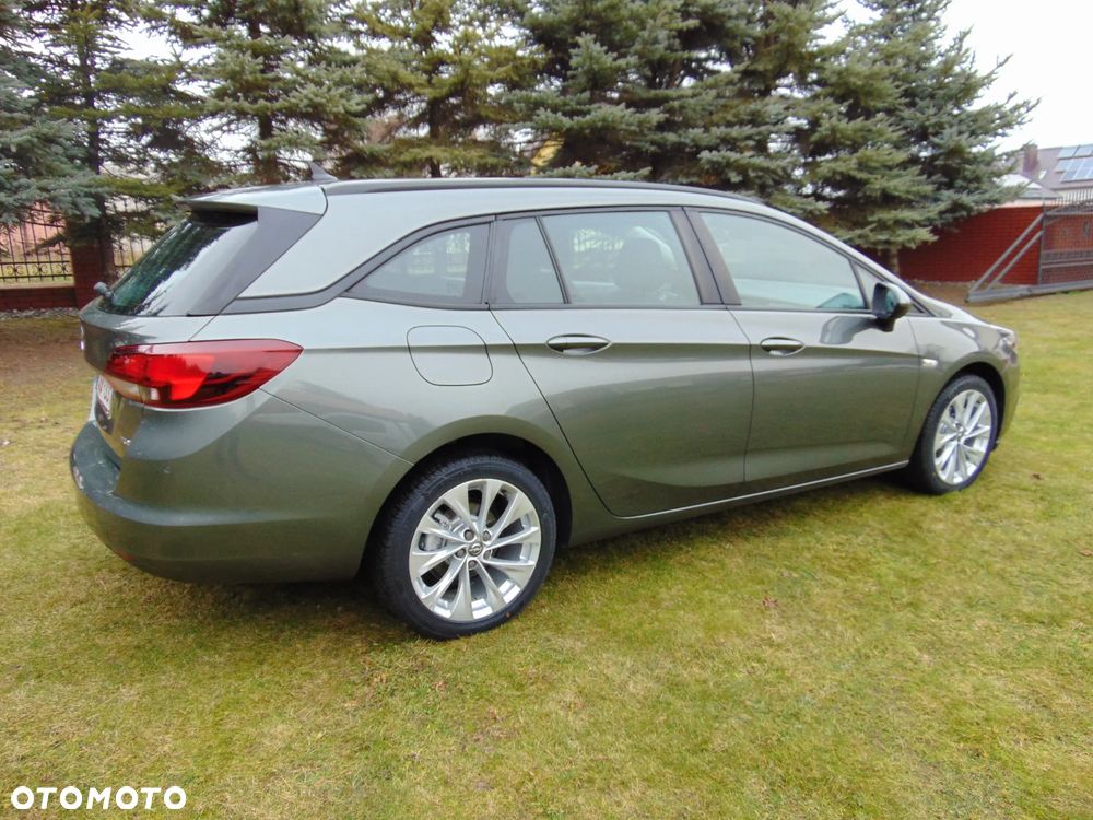 Opel Astra 1.4 Turbo Innovation - 12