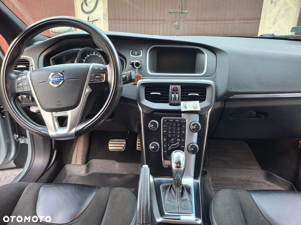 Volvo V40 - 20