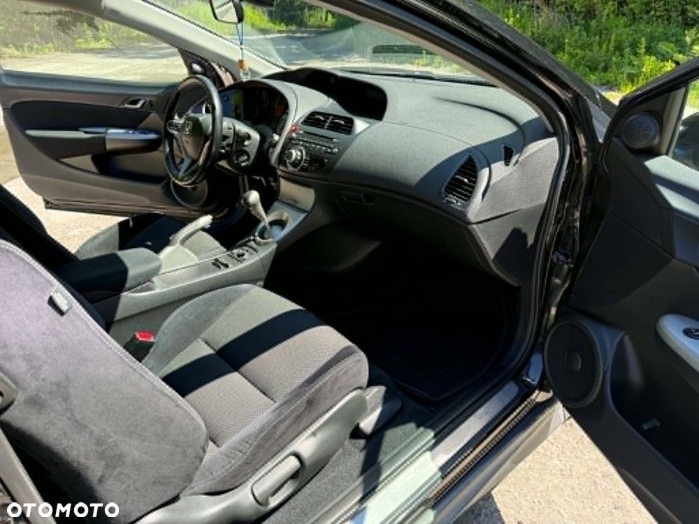 Honda Civic 1.8 TypeS + NAVI - 13