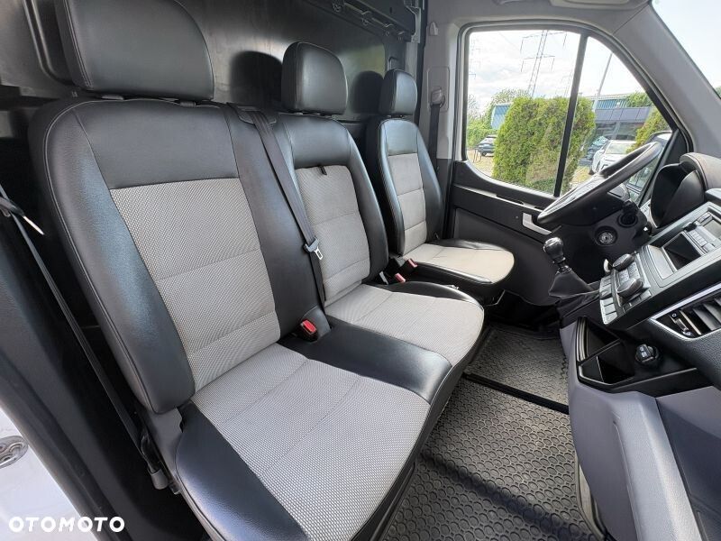 Hyundai H350 - 8