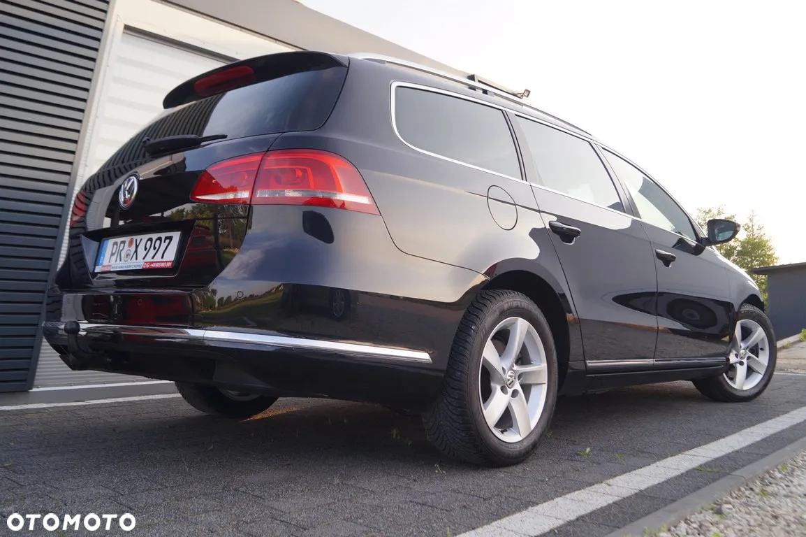 Volkswagen Passat Variant 2.0 TDI Highline - 12