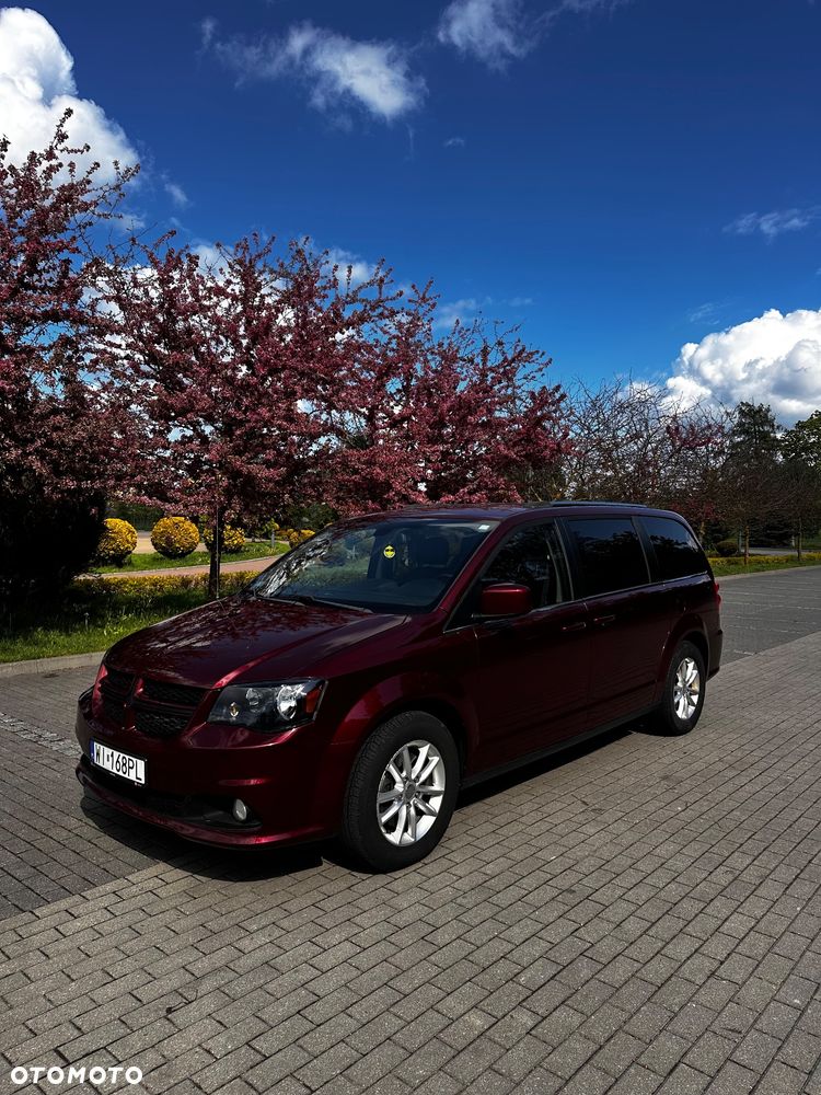 Dodge Grand Caravan 3.6 R/T - 10