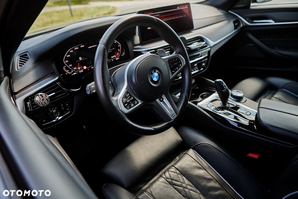 BMW Seria 5 - 29