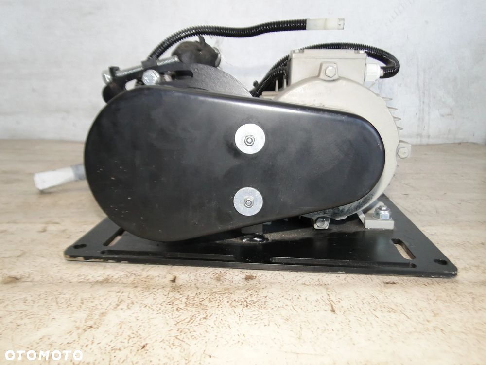 MERCEDES SPRINTER 906 SILNIK SPRĘŻARKA KOMPRESOR AGREGAT CHŁODNICZY EUROPA - 7