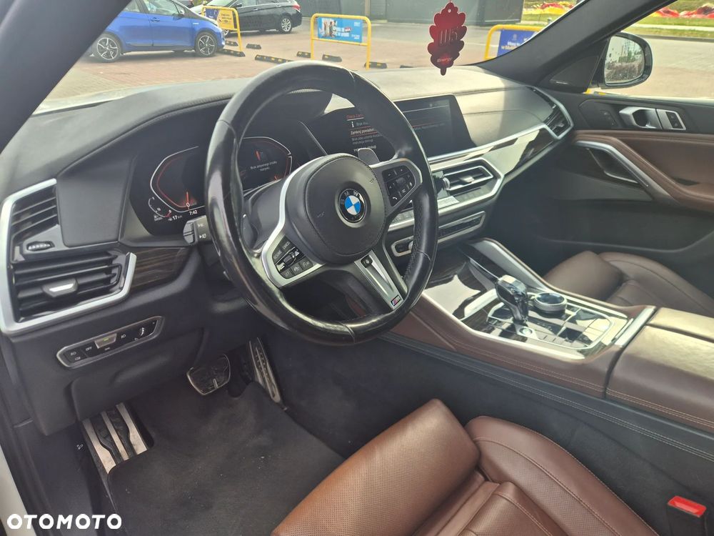 BMW X6 - 22
