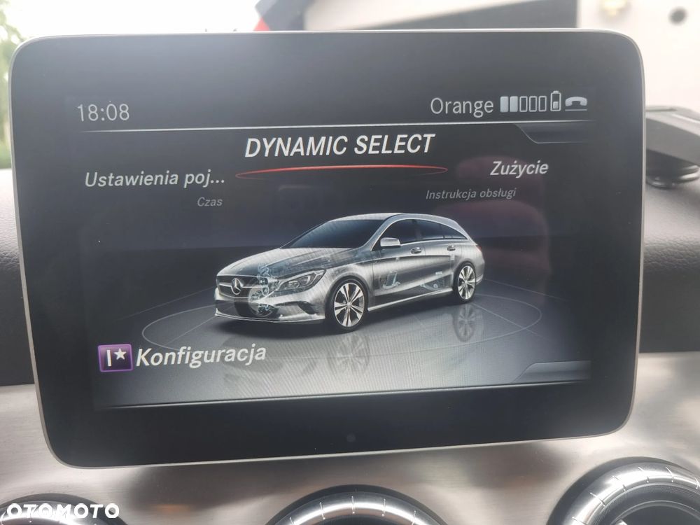 Mercedes-Benz CLA 200 7G-DCT AMG Line - 16