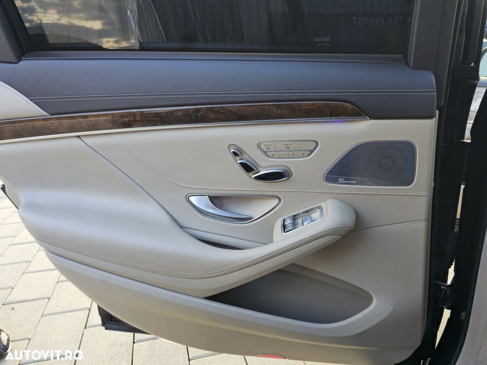 Mercedes-Benz S - 25