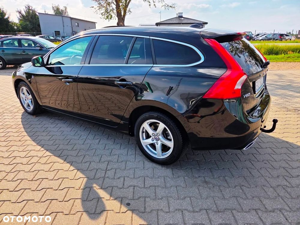 Volvo V60 D4 Ocean Race - 16
