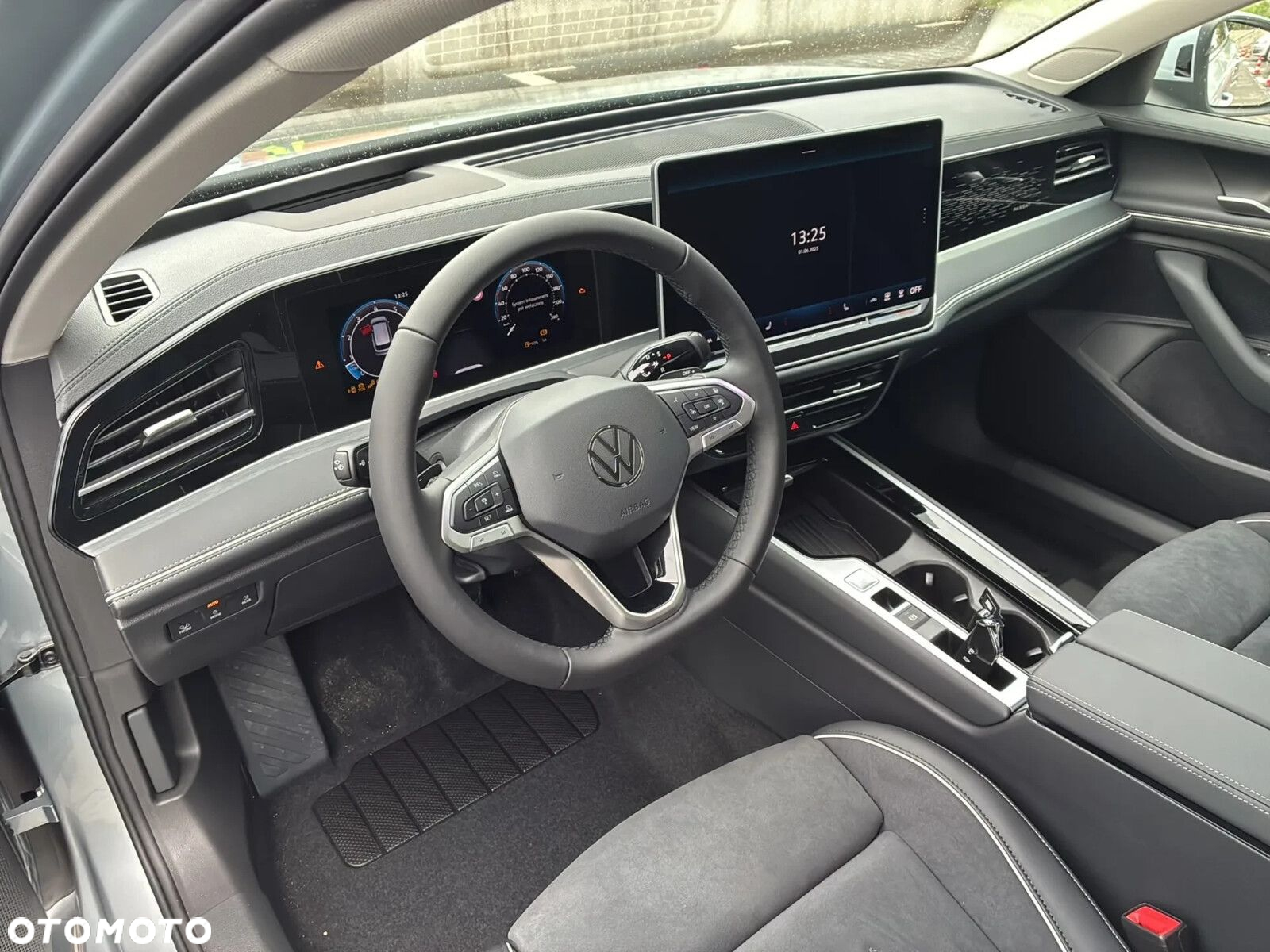 Volkswagen Passat - 4