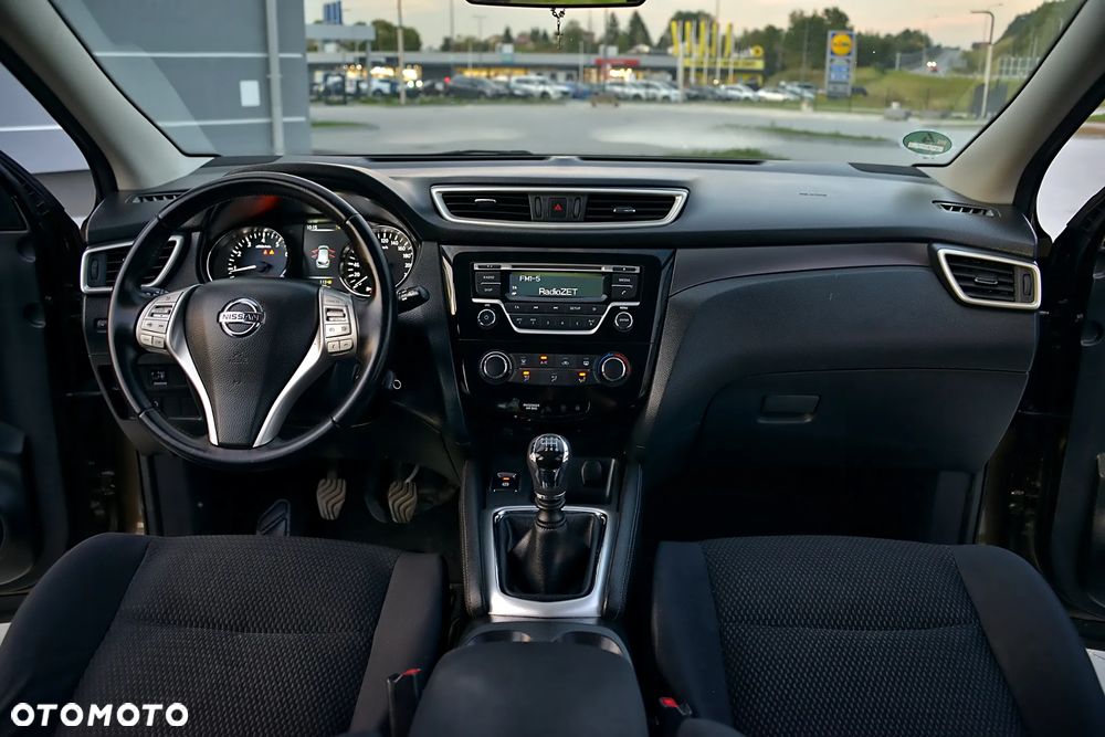 Nissan Qashqai 1.2 DIG-T Visia - 7