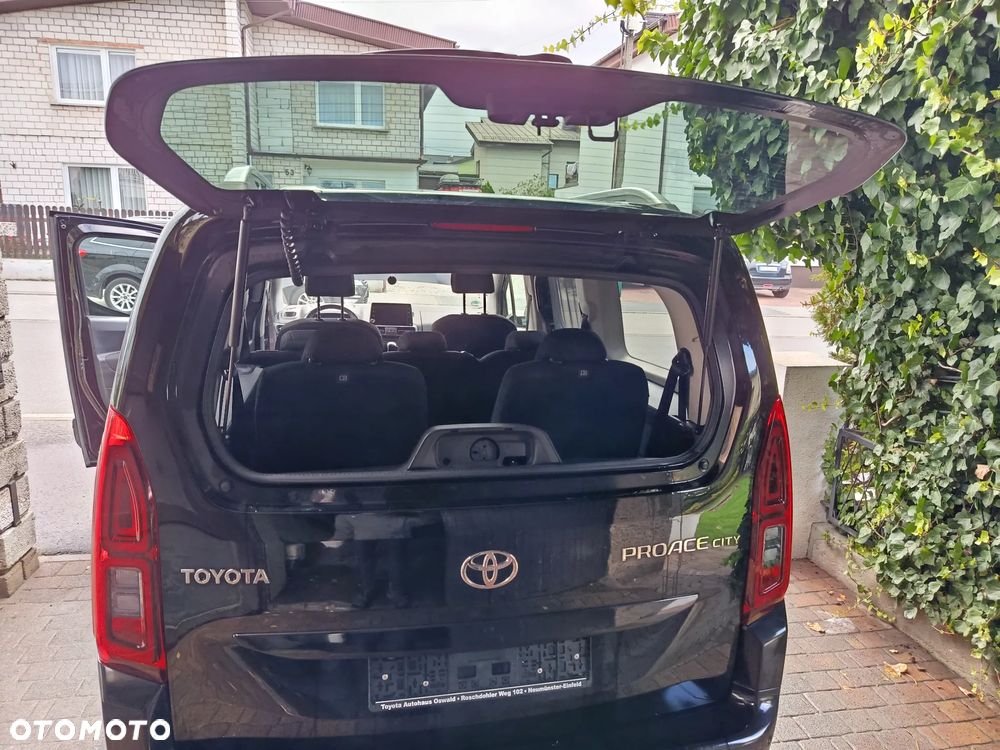 Toyota Proace City Verso 1.5 D-4D L2 Team Deutschland 7-Sitzer - 21