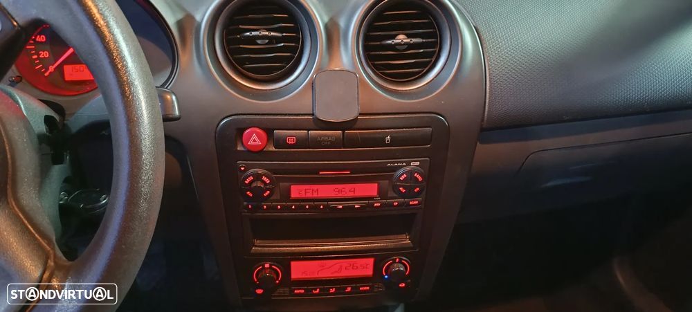 SEAT Ibiza 1.2 12V Reference - 8