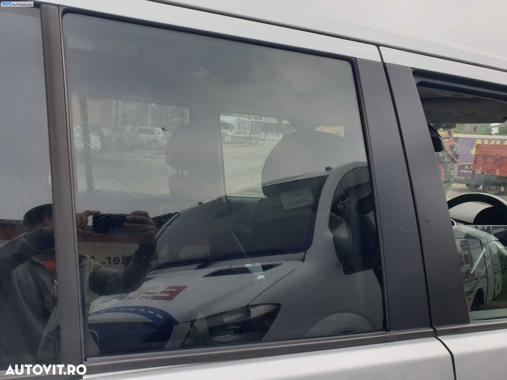 Geam Sticla Culisant de pe Usa Portiera Dreapta Spate Land Rover Discovery 3 L319 2004 - 2009 [K5343] - 1