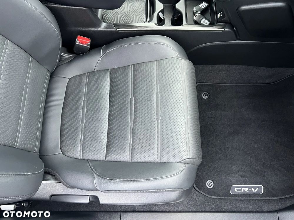 Honda CR-V 2.0 i-MMD Sport Line 2WD CVT - 32