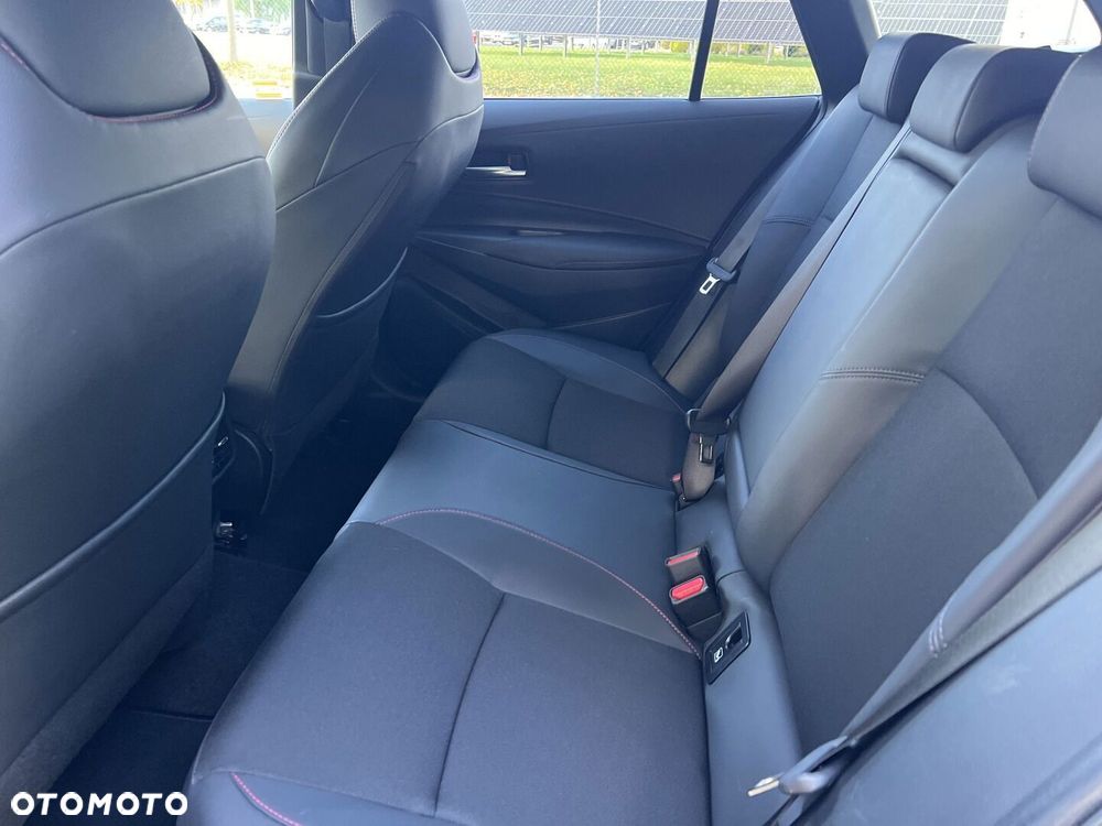 Toyota Corolla - 14