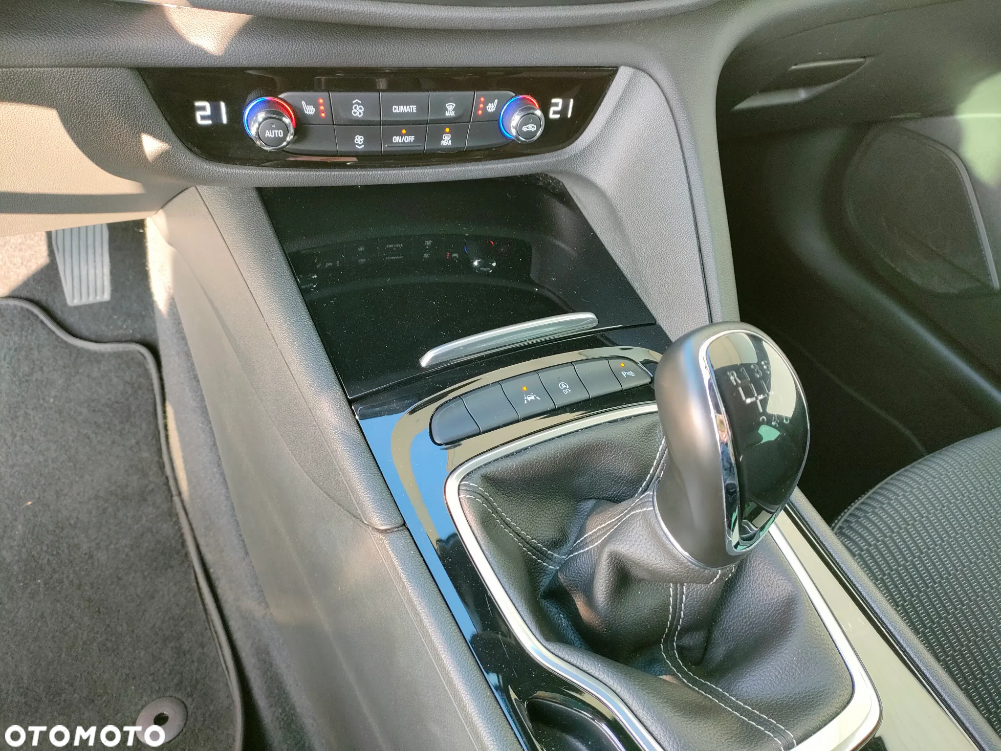 Opel Insignia 2.0 CDTI Elegance S&S - 23