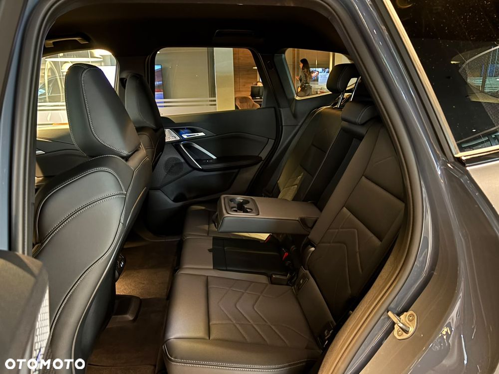 BMW X1 - 16