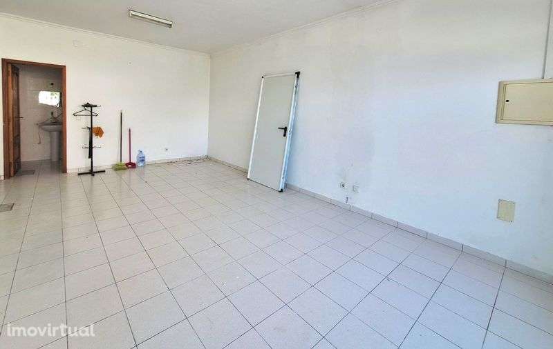 Loja / Escritório para Arrendar - Leiria - Bidoeira - Grande imagem: 2/4