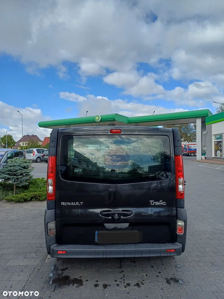 Renault Trafic - 12