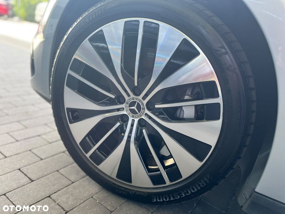 Mercedes-Benz EQE 350 89kWh Electric Art - 32