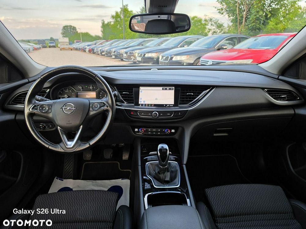 Opel Insignia - 32