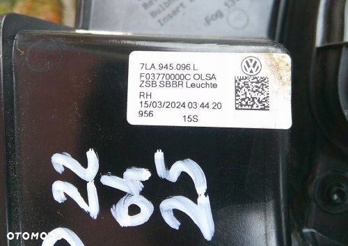 VW T6 7LA PRAWA TYLNA LAMPA DRZWI ORYGINAŁ 7LA945096L - 9
