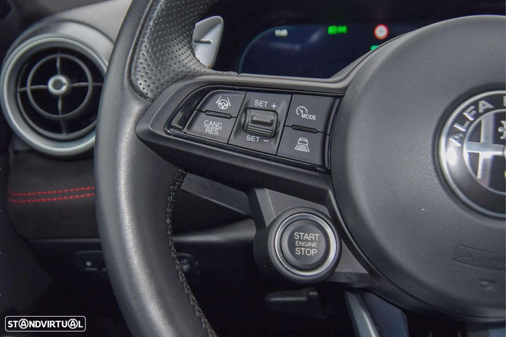 Alfa Romeo Tonale 1.3 Plug-In Hybrid Veloce e-AWD - 37