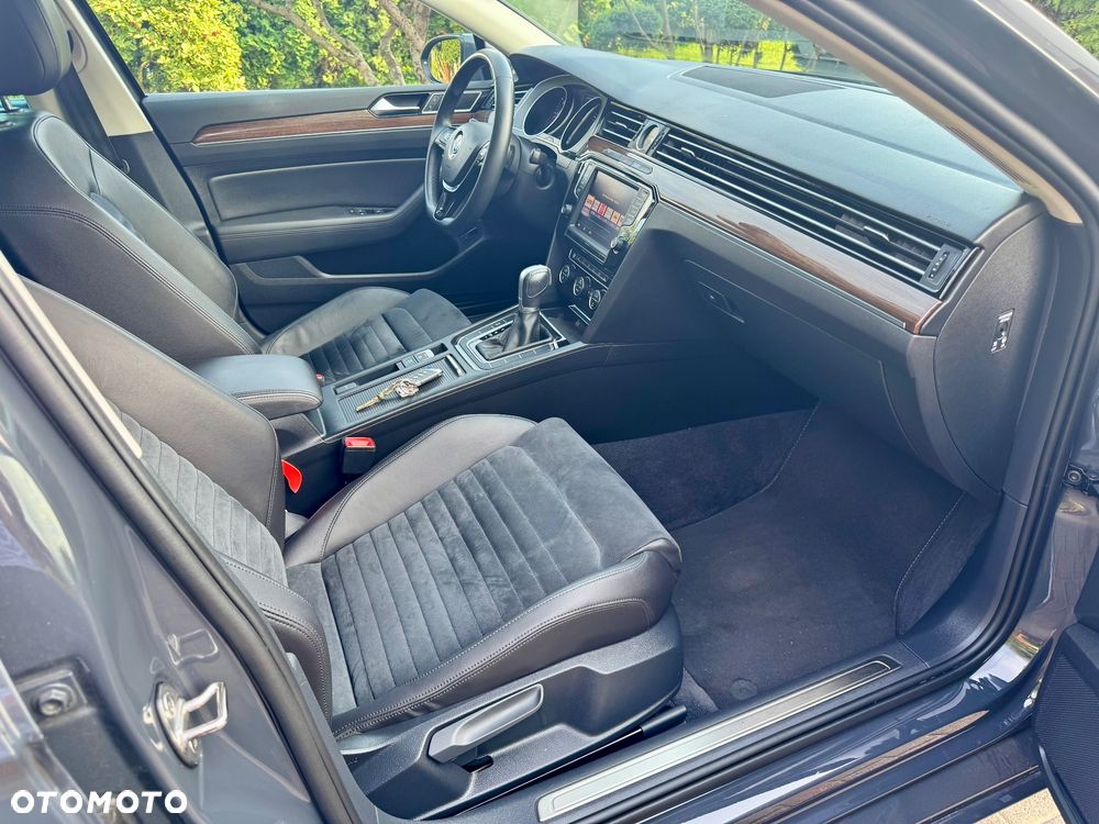 Volkswagen Passat 2.0 TDI BMT Highline DSG7 - 12