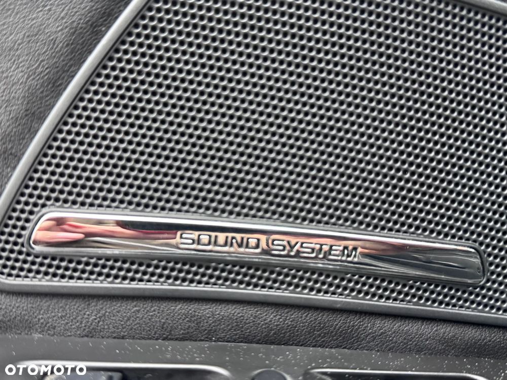 Skoda Superb 2.0 TDI DSG Exclusive - 24