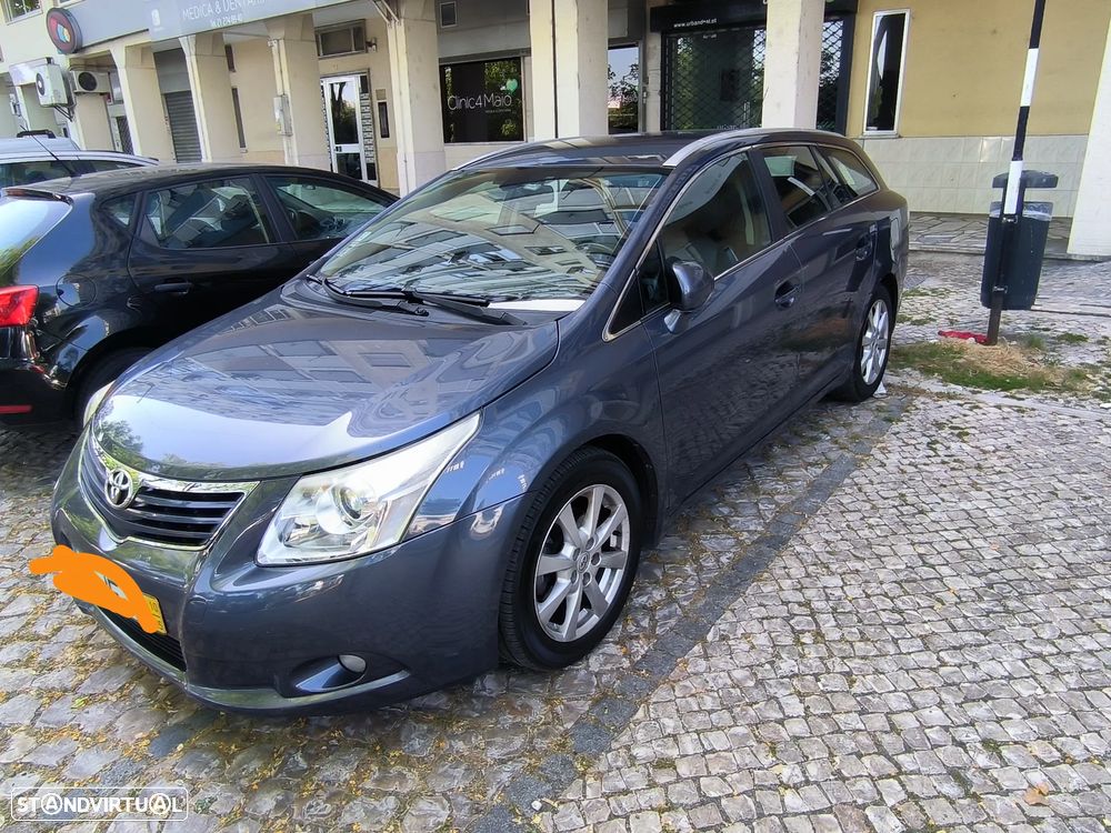 Toyota Avensis SW 2.0 D-4D Exclusive +Pele+GPS - 5