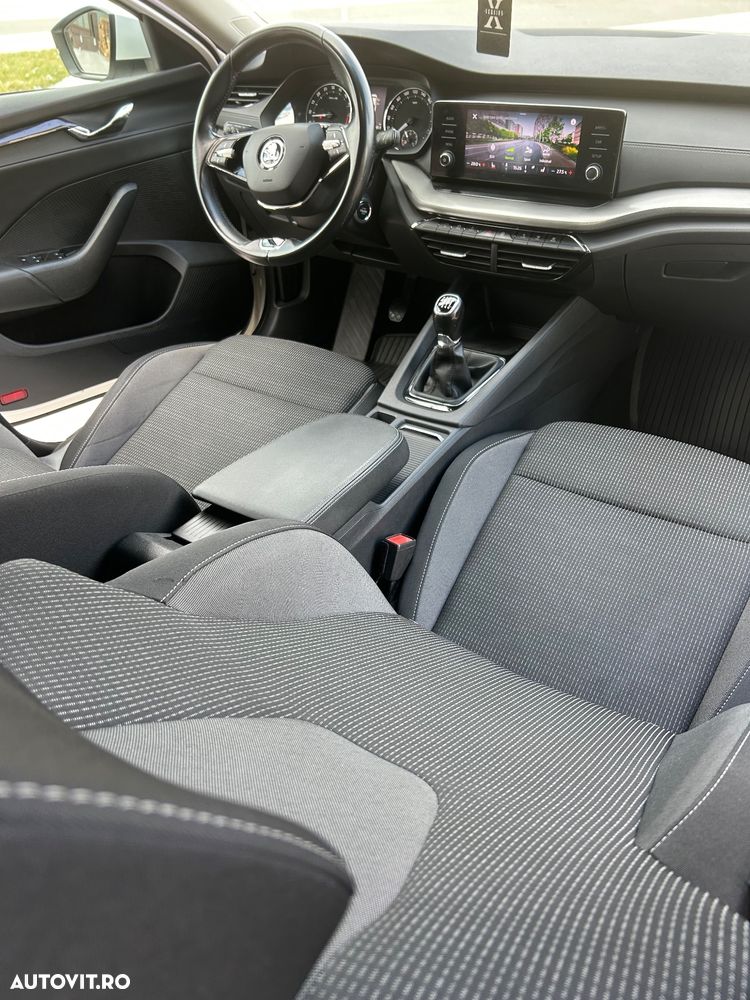 Skoda Octavia 2.0 TDI Ambition - 8