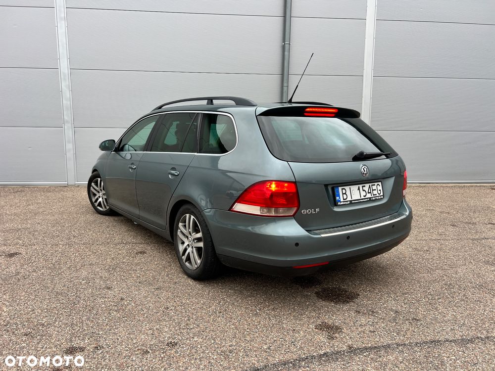Volkswagen Golf - 4