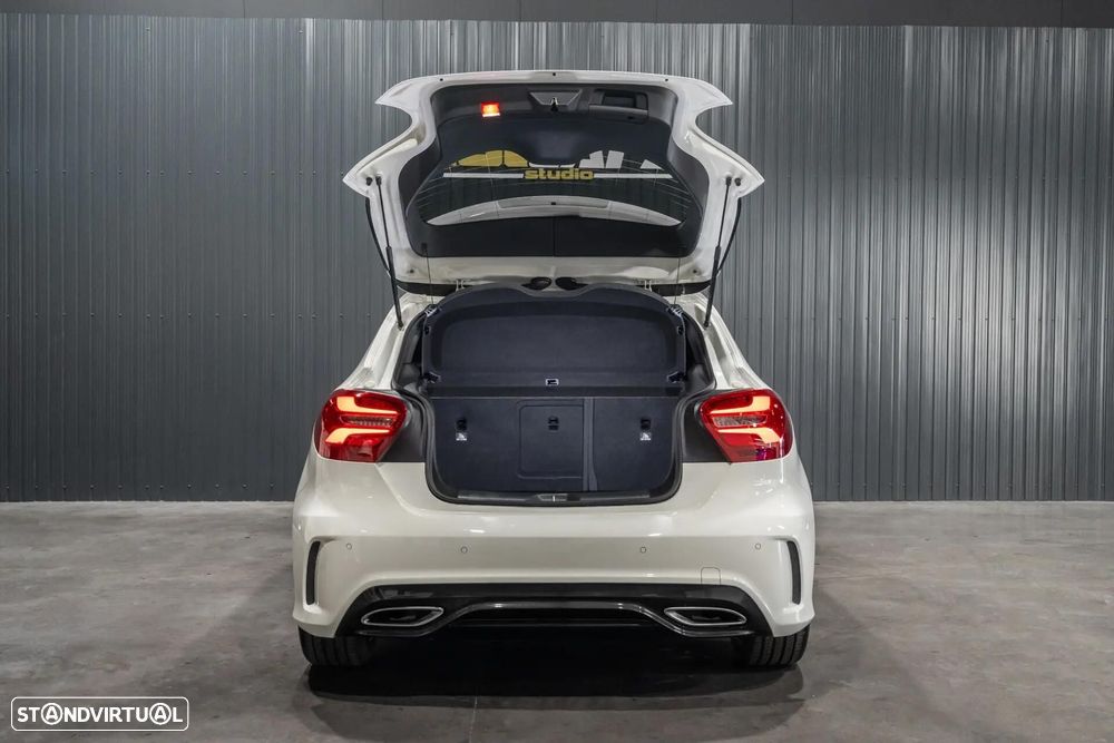 Mercedes-Benz A 180 AMG Line - 50