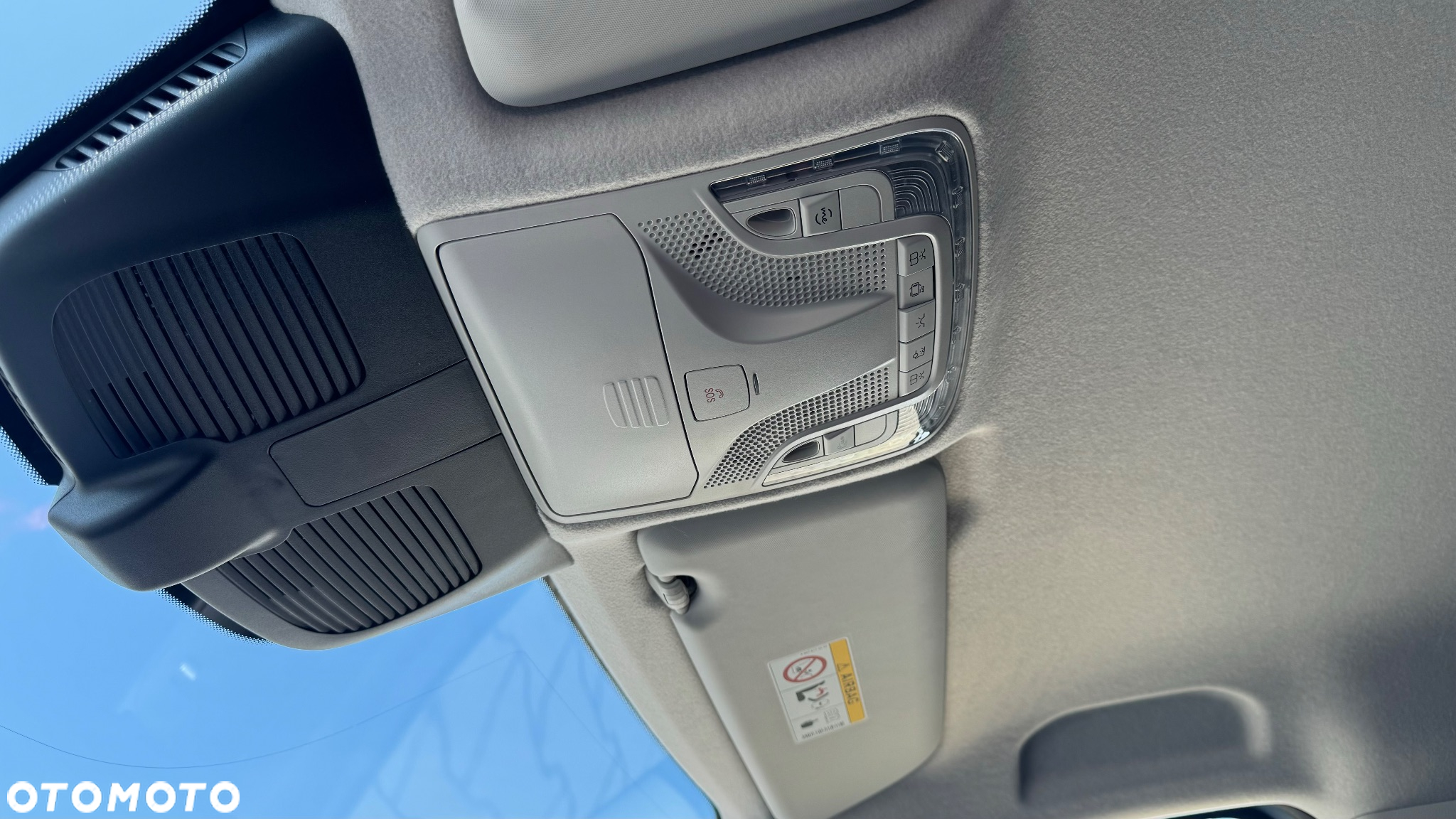 Mercedes-Benz Vito 112e eVito Furgon długi - 14