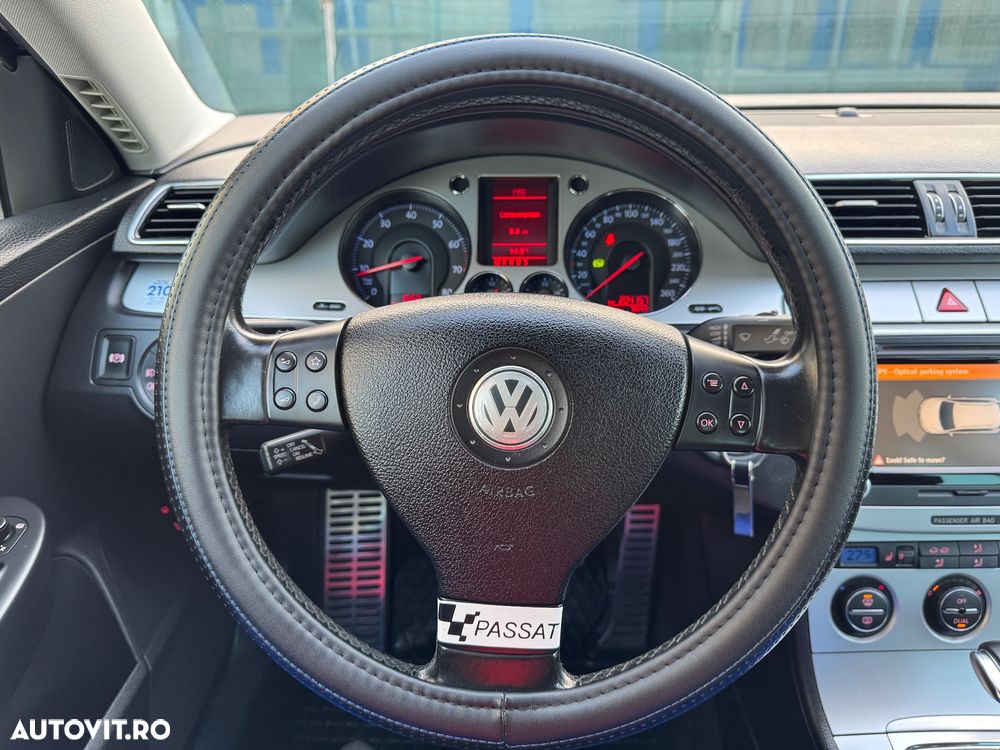 Volkswagen Passat 2.0 TDI DPF DSG Sportline - 7