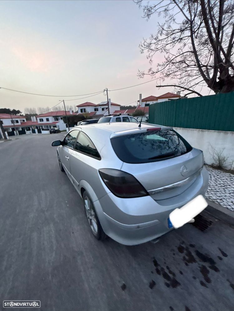 Opel Astra GTC 1.9 CDTI - 7