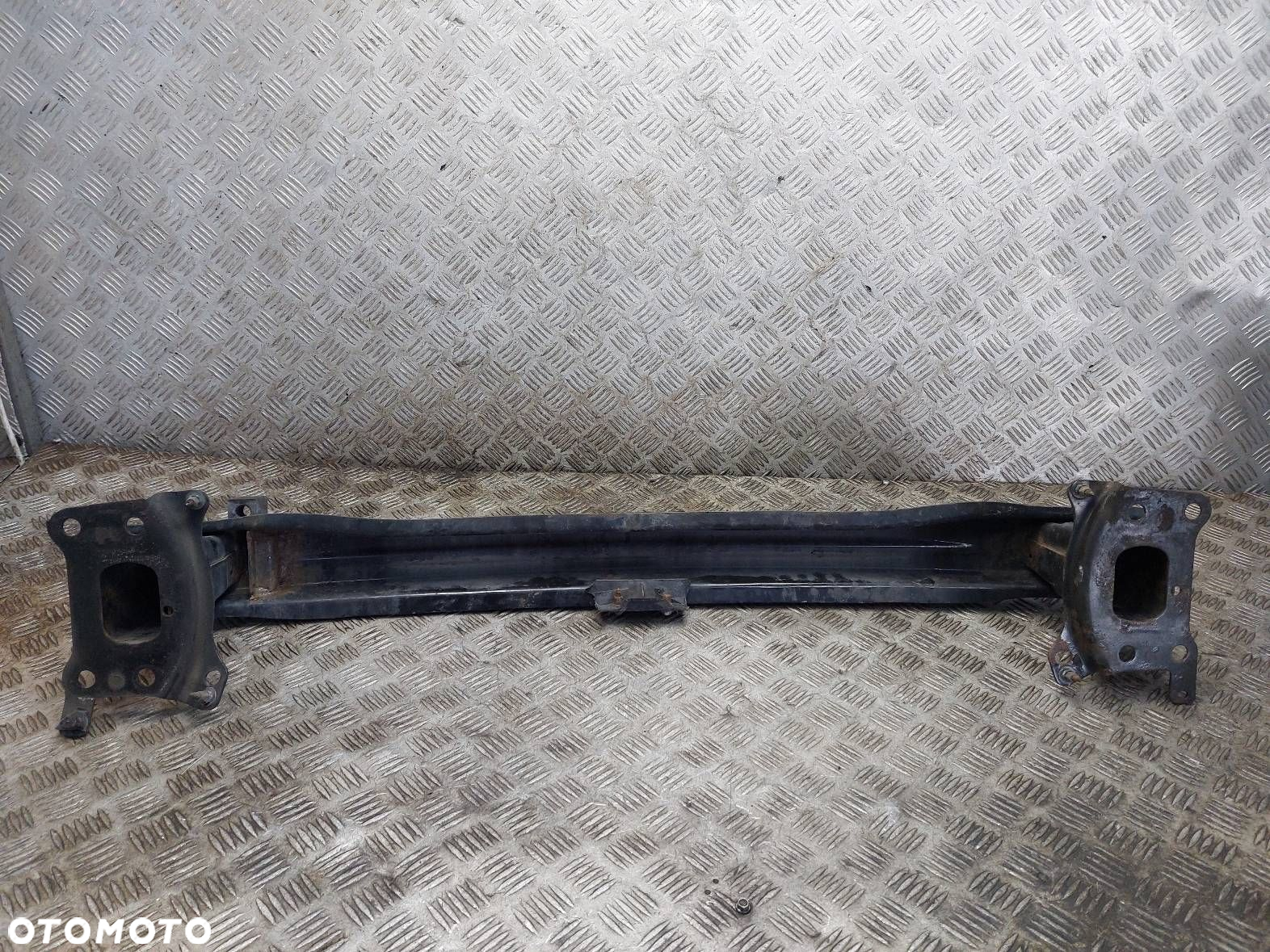 BELKA POD ZDERZAK PRZÓD VW JETTA V - 3