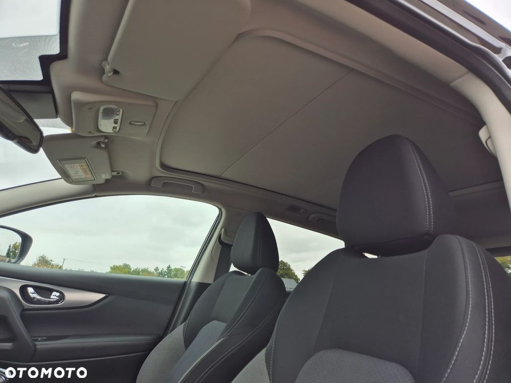 Nissan Qashqai 1.3 DIG-T N-CONNECTA - 18