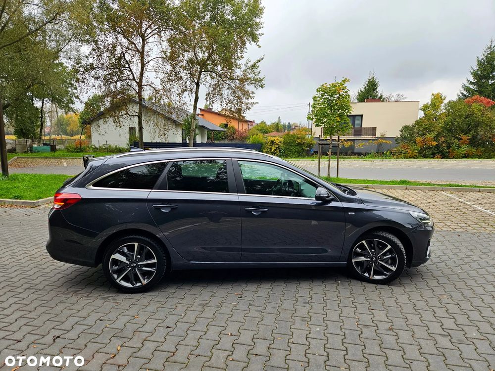 Hyundai i30 Kombi 1.5 T-GDI 48V-Hybrid EDITION 30 - 9