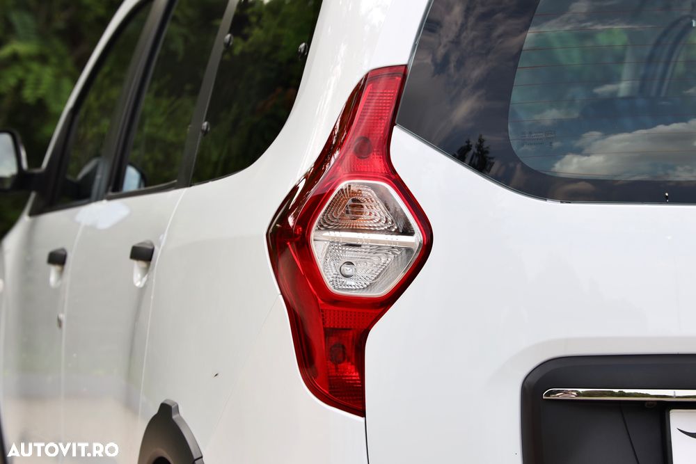 Dacia Lodgy TCe 130 GPF Stepway - 36