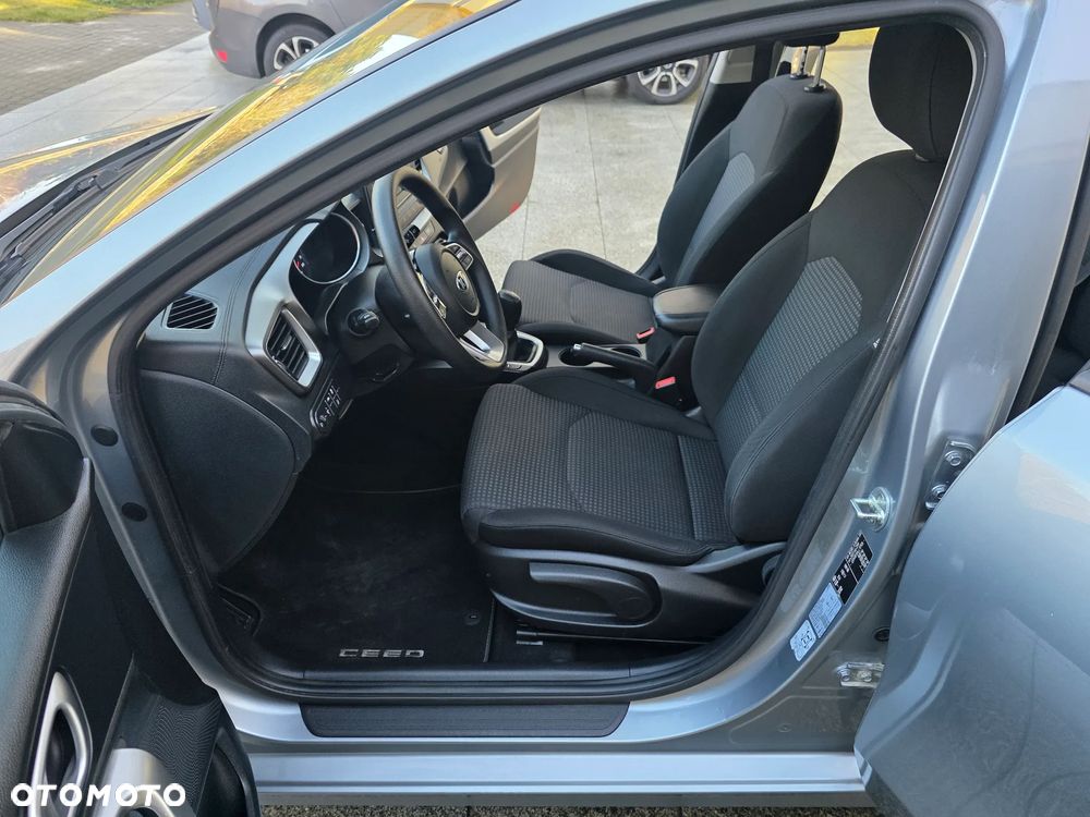 Kia Ceed 1.0 T-GDI M - 25